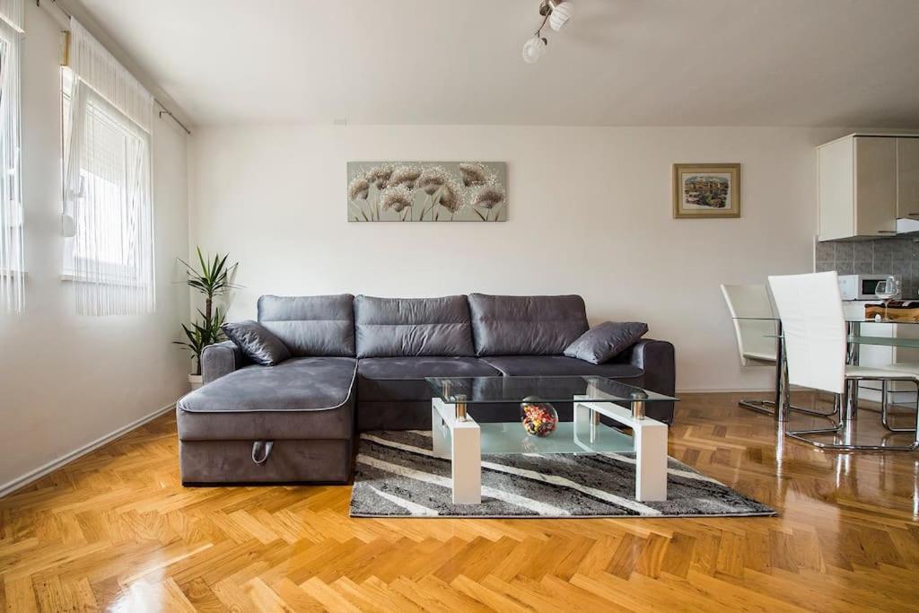 Apartment Jully Podstrana Exterior photo
