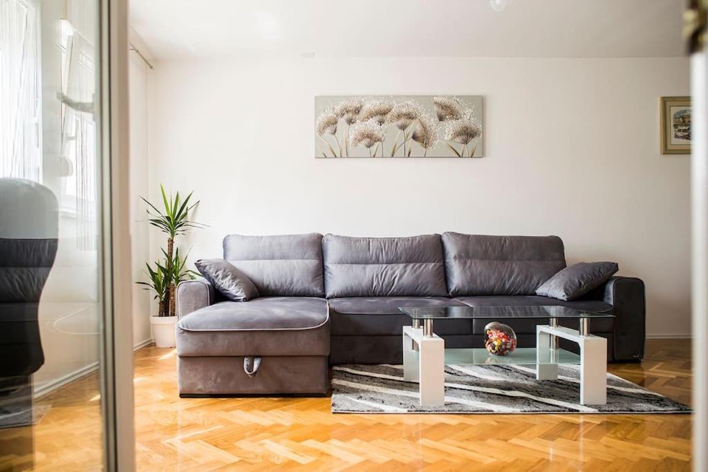 Apartment Jully Podstrana Exterior photo